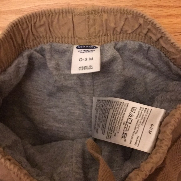 3/$10 - Old Navy Boy’s Khaki Pants - Picture 5 of 5